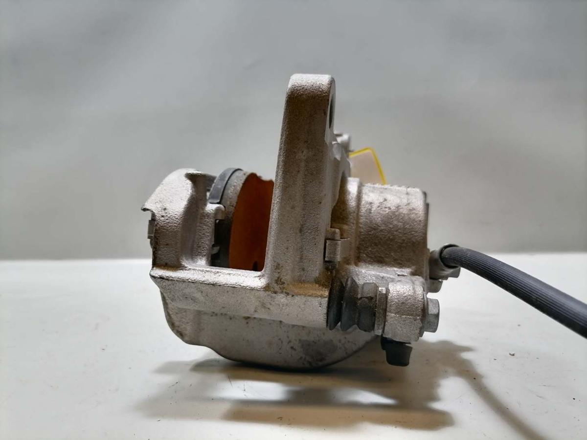 VW ID.3 original Bremssattel vorn links Bj.2020